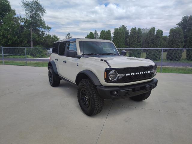 new 2025 Ford Bronco car, priced at $53,017