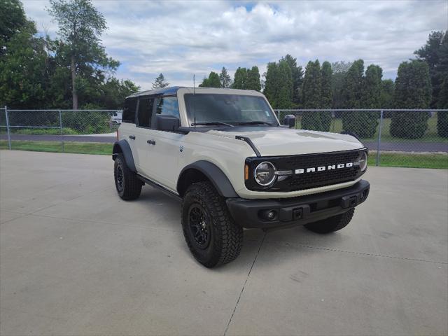 new 2025 Ford Bronco car, priced at $53,017