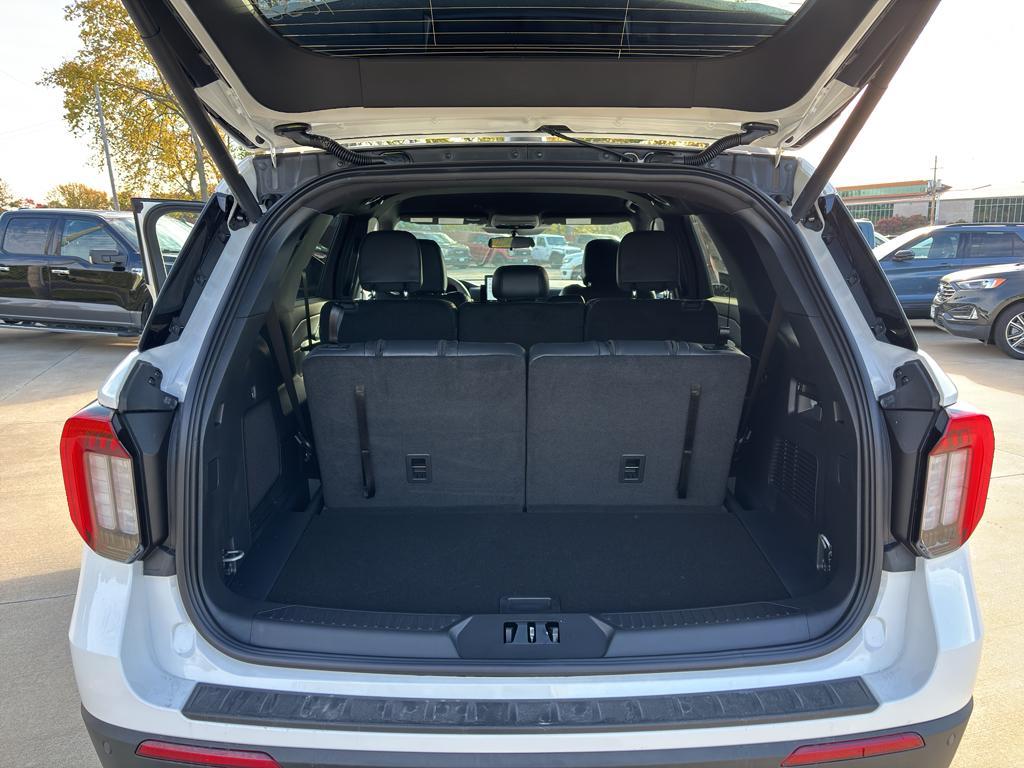 new 2026 Ford Explorer car, priced at $51,095