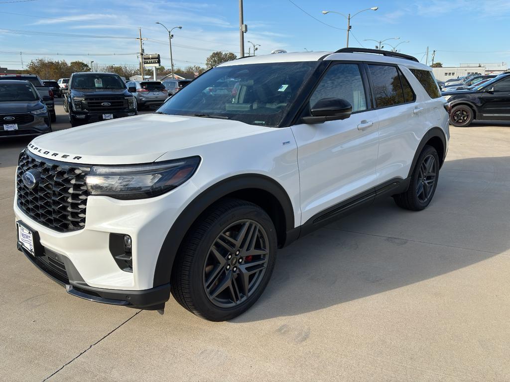 new 2026 Ford Explorer car, priced at $51,095