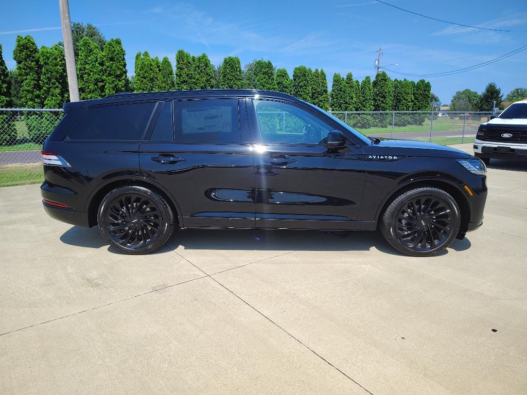 new 2025 Lincoln Aviator car, priced at $83,410