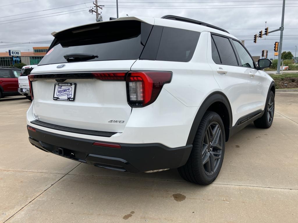 new 2025 Ford Explorer car, priced at $54,525