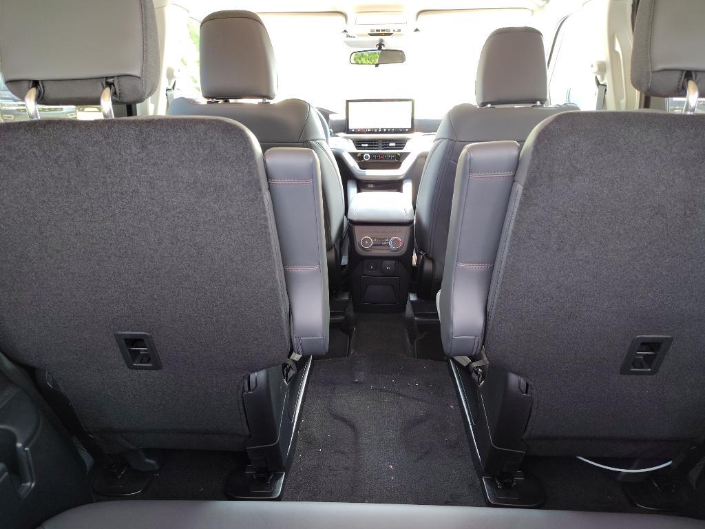 new 2025 Ford Explorer car, priced at $51,210