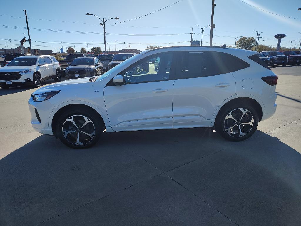 used 2024 Ford Escape car, priced at $30,592