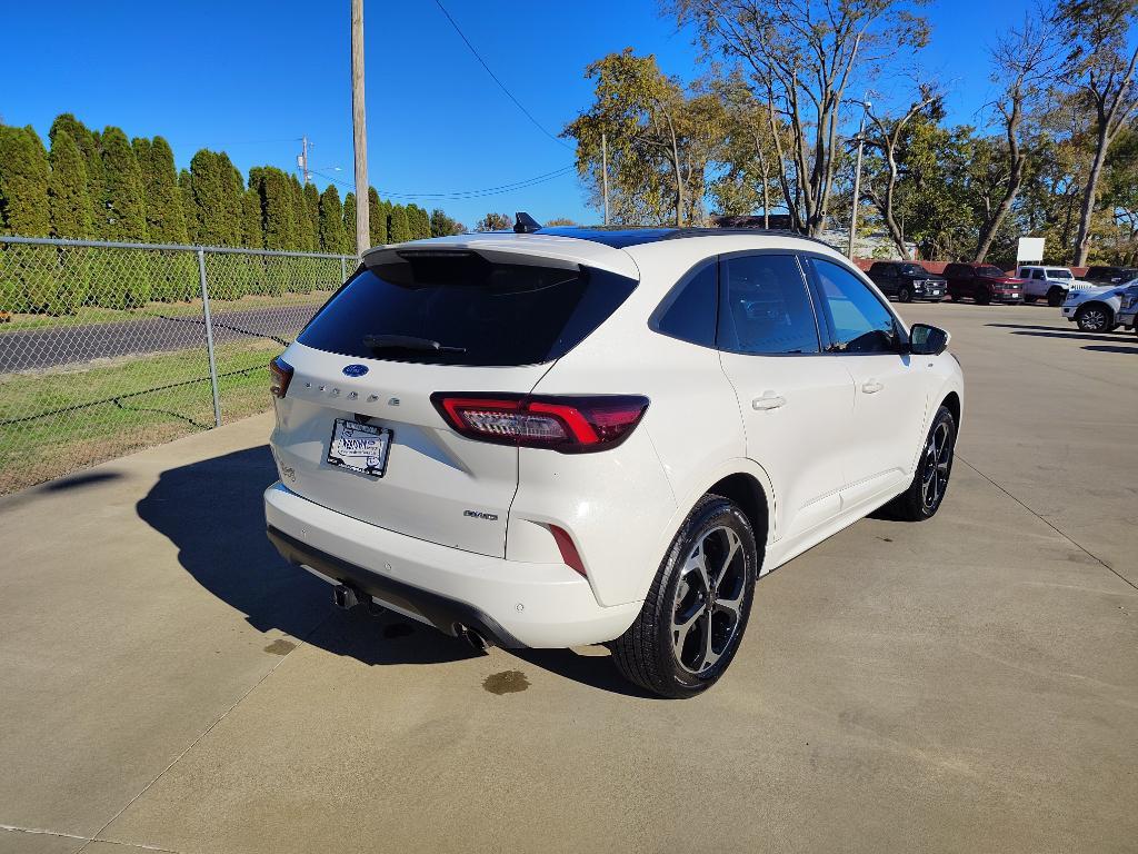 used 2024 Ford Escape car, priced at $30,592