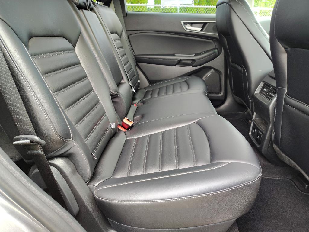 used 2024 Ford Edge car, priced at $29,990