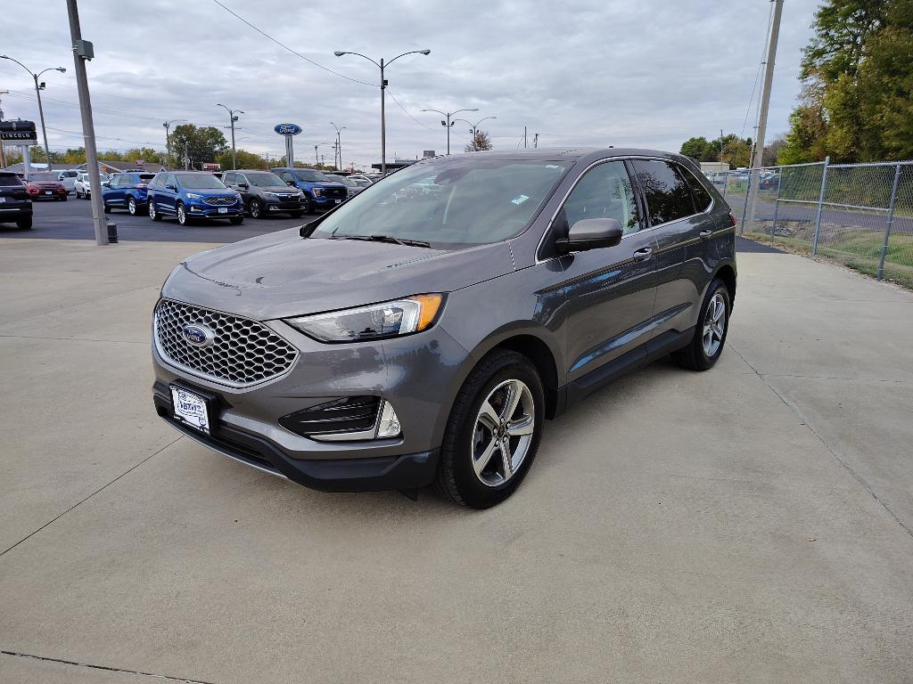 used 2024 Ford Edge car, priced at $29,990