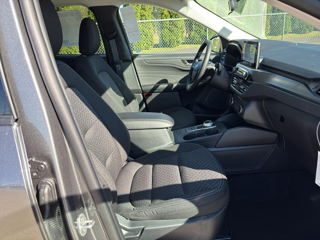 new 2026 Ford Escape car, priced at $33,185