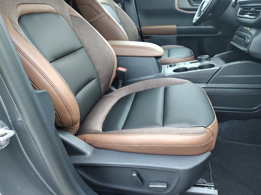 new 2025 Ford Bronco Sport car, priced at $41,210