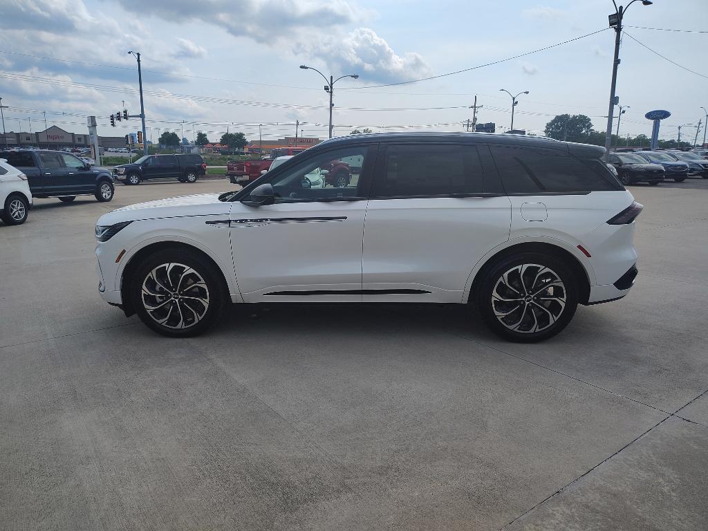 new 2025 Lincoln Nautilus car, priced at $65,525