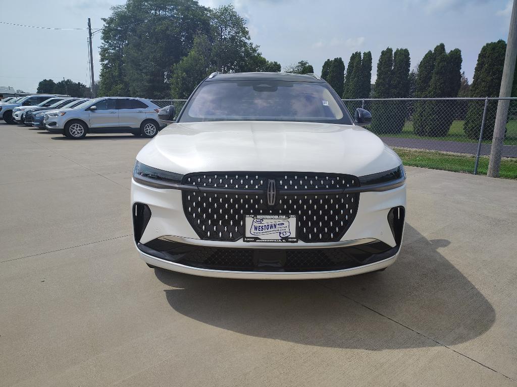 new 2025 Lincoln Nautilus car, priced at $65,525