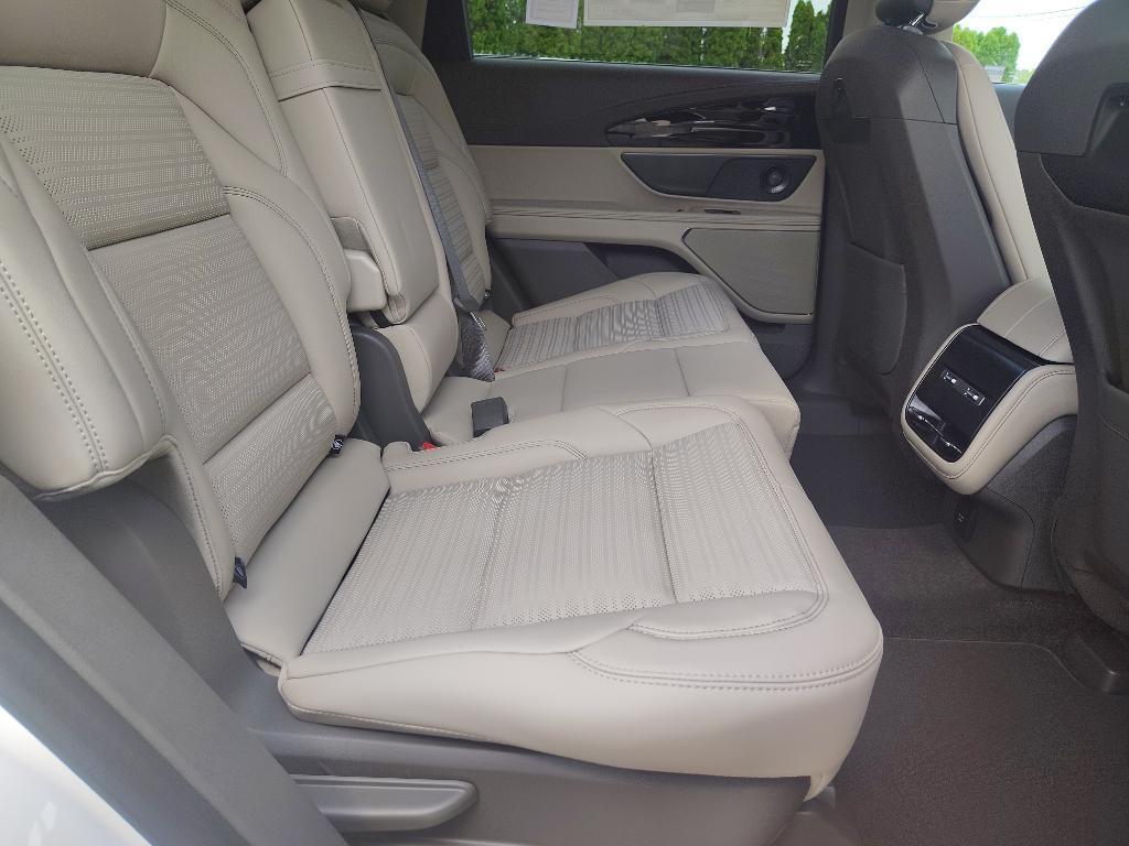 new 2025 Lincoln Nautilus car, priced at $65,525
