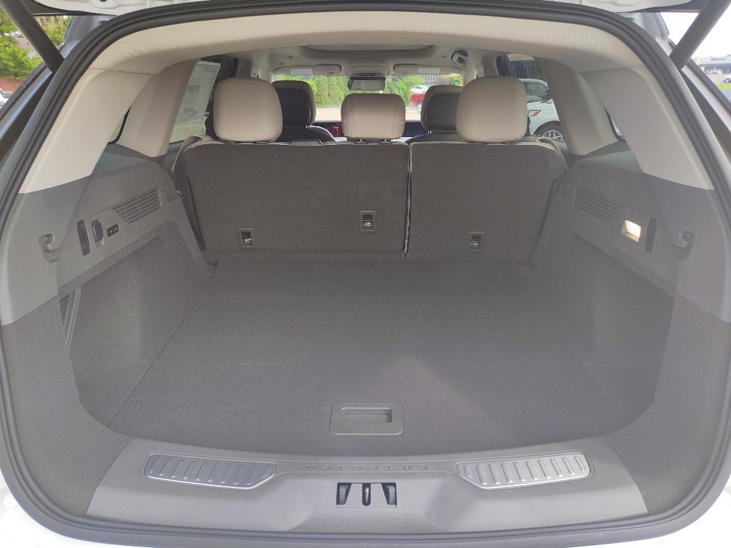 new 2025 Lincoln Nautilus car, priced at $65,525