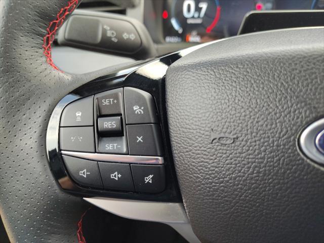 used 2025 Ford Explorer car, priced at $47,596