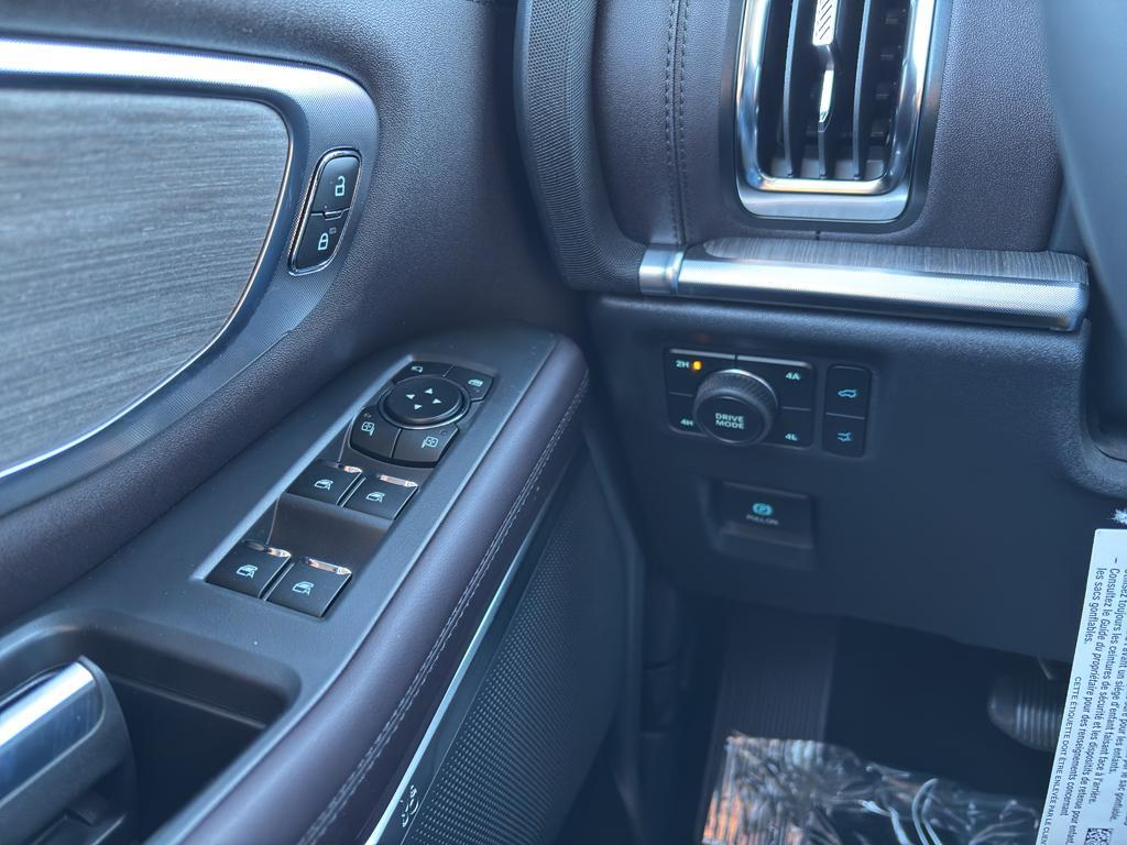 new 2025 Ford Expedition Max car, priced at $93,740