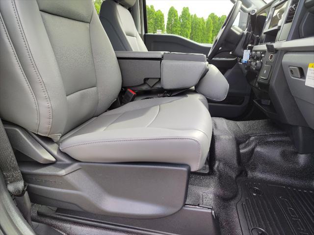 new 2025 Ford F-250 car, priced at $56,455