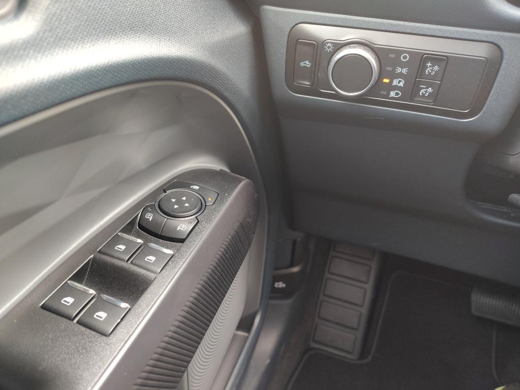 new 2025 Ford Maverick car, priced at $31,085