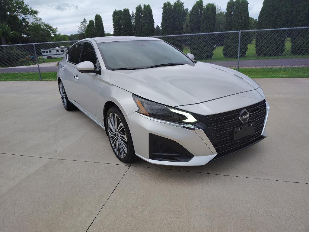 used 2024 Nissan Altima car, priced at $28,998