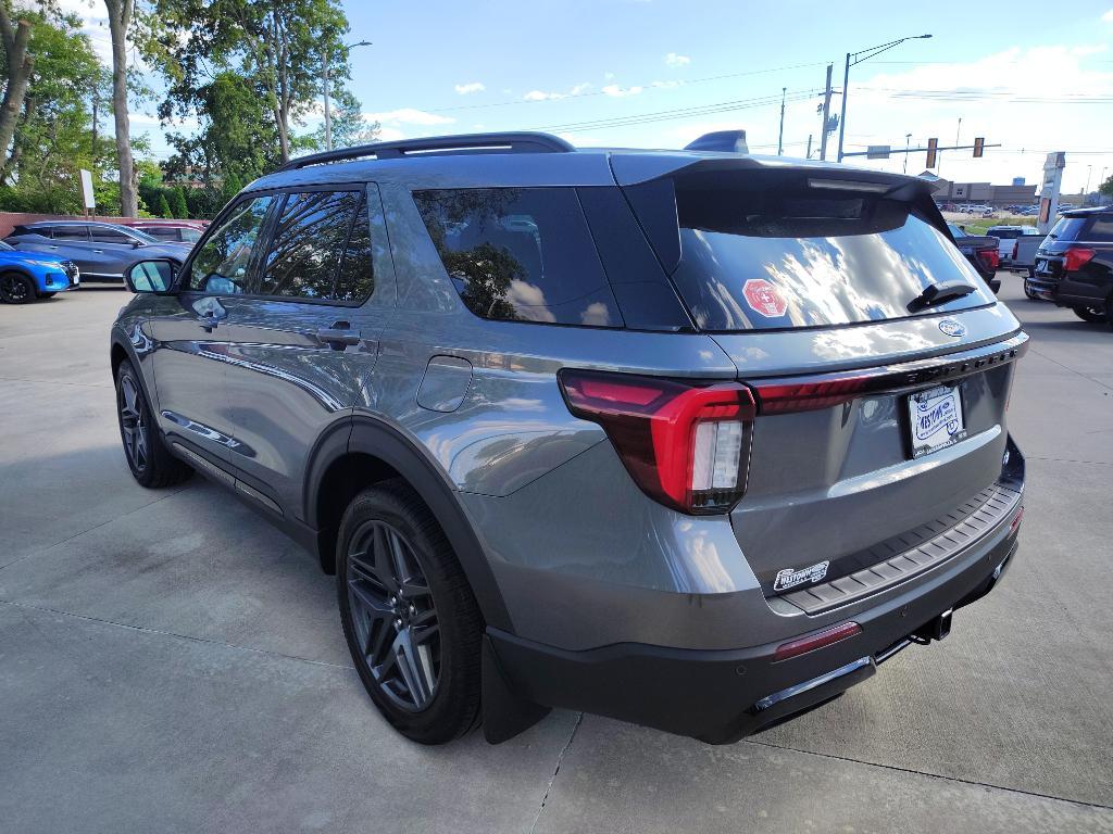 new 2025 Ford Explorer car, priced at $54,160