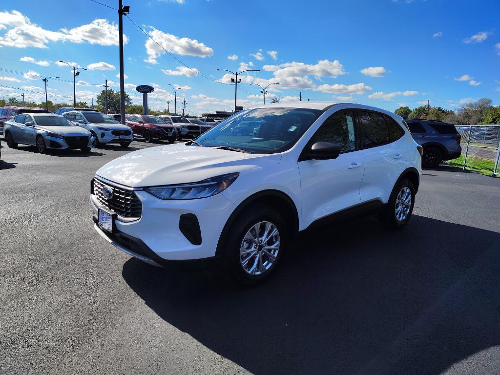 new 2025 Ford Escape car, priced at $33,280