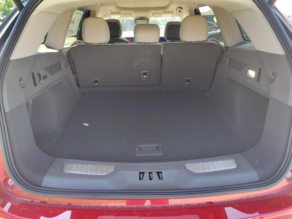 new 2025 Lincoln Nautilus car, priced at $72,480