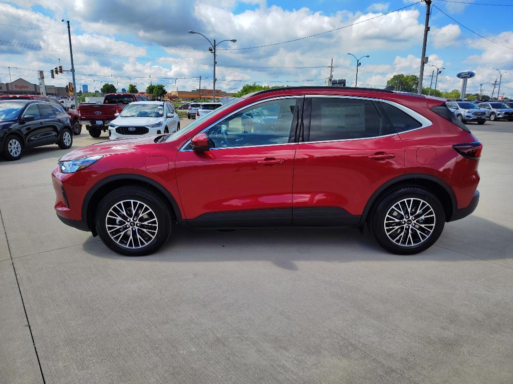 new 2025 Ford Escape PHEV car, priced at $39,885