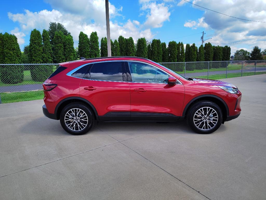 new 2025 Ford Escape PHEV car, priced at $39,885