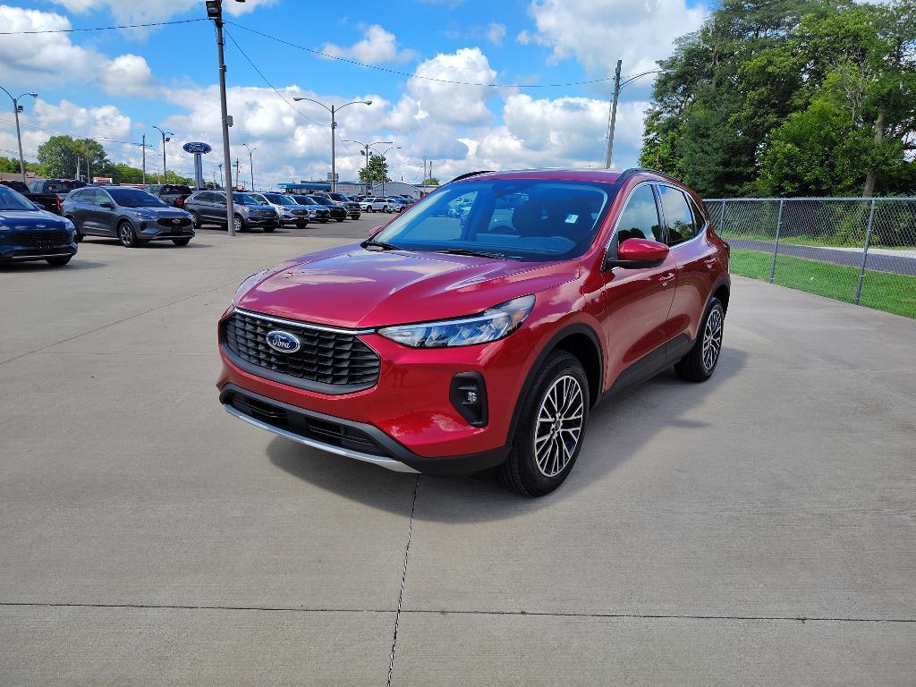 new 2025 Ford Escape PHEV car, priced at $39,885