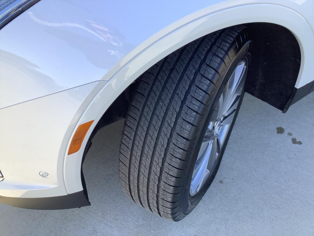used 2022 Cadillac XT5 car, priced at $28,573