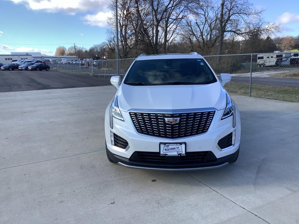 used 2022 Cadillac XT5 car, priced at $28,573