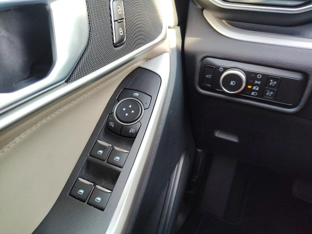 used 2023 Ford Explorer car, priced at $35,999