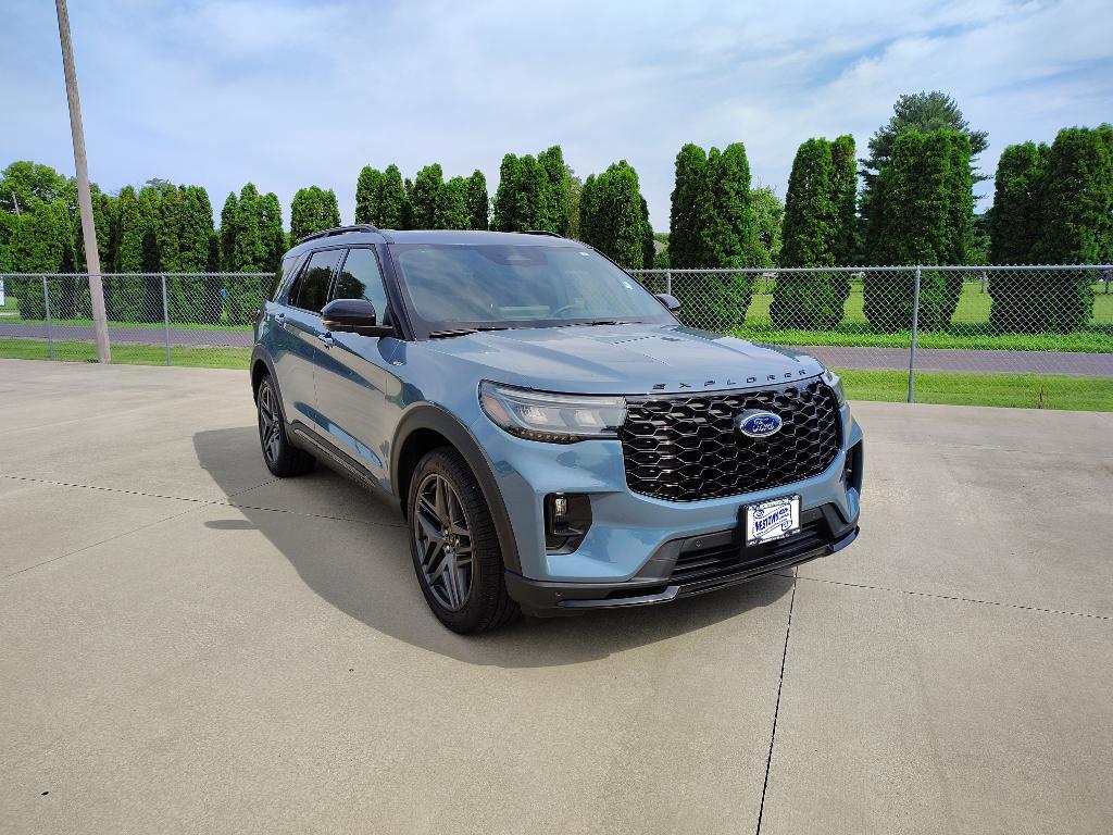 used 2025 Ford Explorer car, priced at $47,997