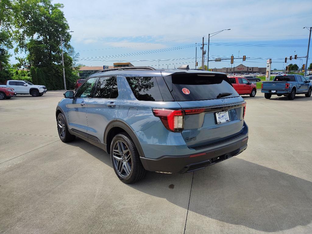 used 2025 Ford Explorer car, priced at $47,997