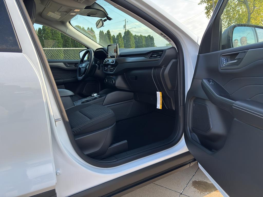 new 2026 Ford Escape car, priced at $35,080