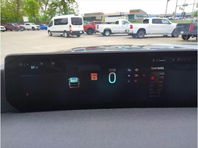 new 2025 Ford Expedition car, priced at $72,310