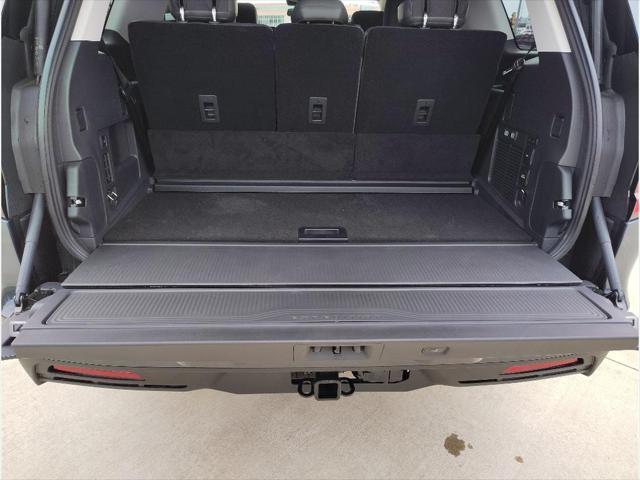 new 2025 Ford Expedition car, priced at $72,310