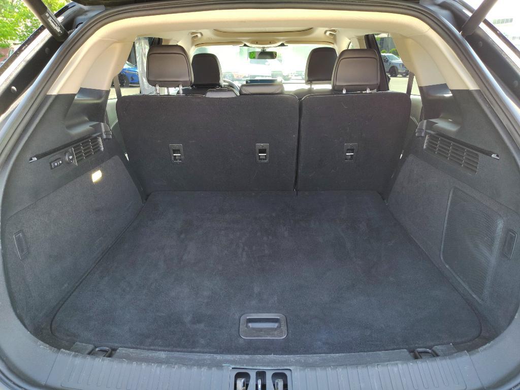 used 2022 Lincoln Nautilus car, priced at $40,570