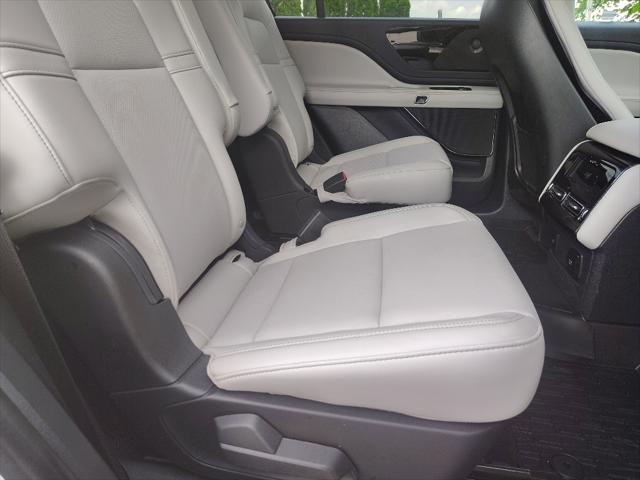 used 2025 Lincoln Aviator car, priced at $63,595