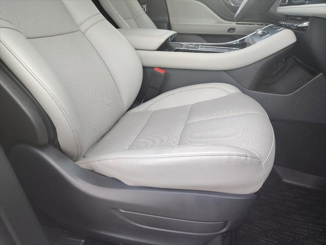 used 2025 Lincoln Aviator car, priced at $63,595