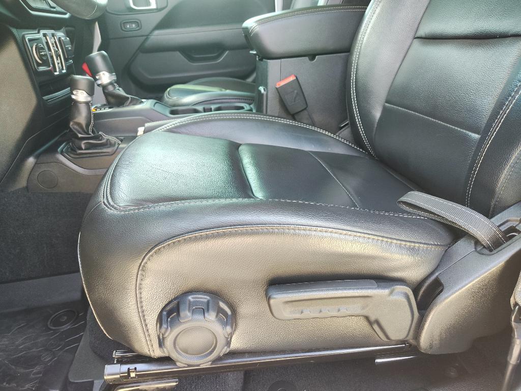 used 2018 Jeep Wrangler Unlimited car, priced at $26,698