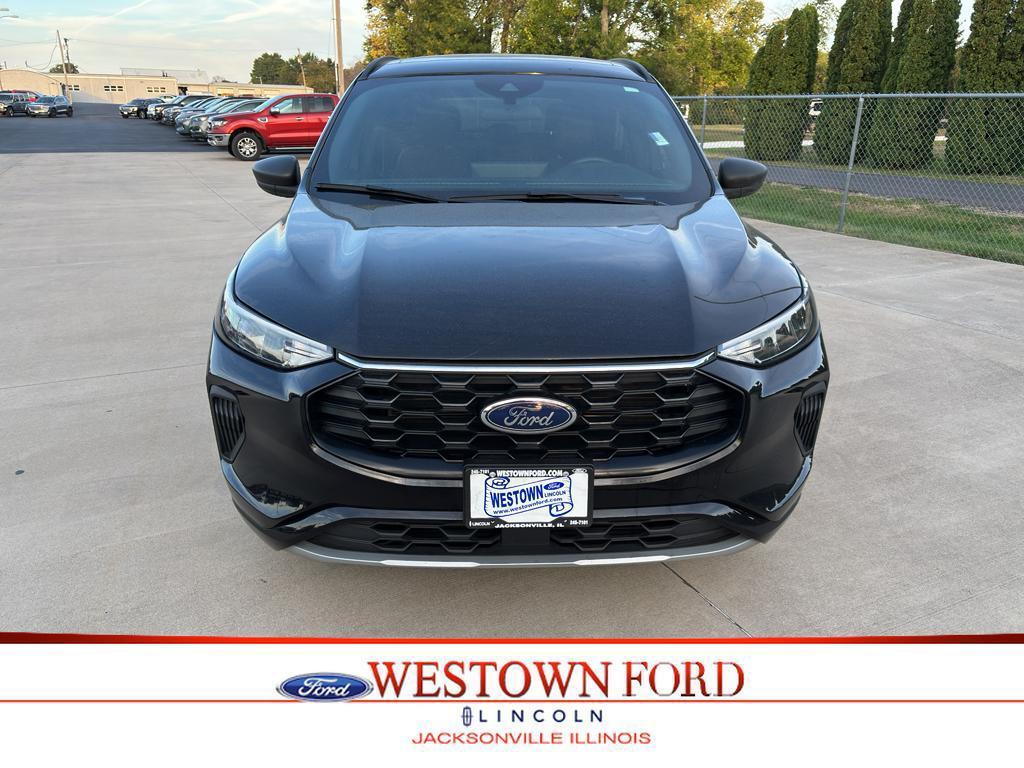 used 2023 Ford Escape car, priced at $27,990