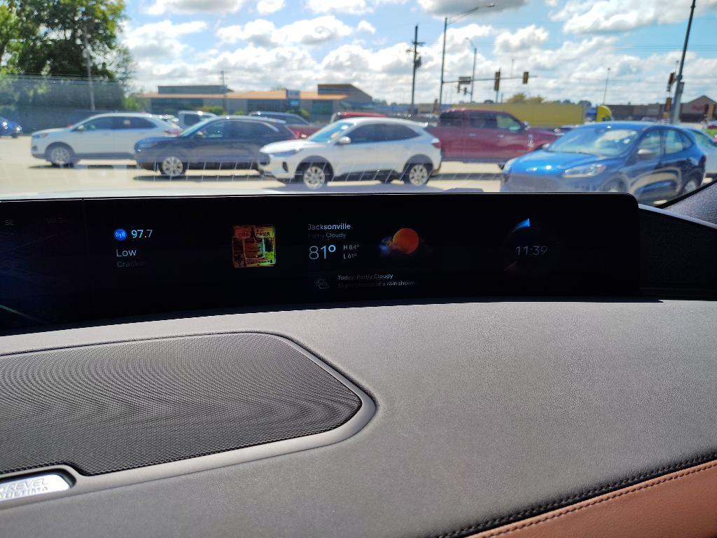 new 2025 Lincoln Navigator car, priced at $106,625