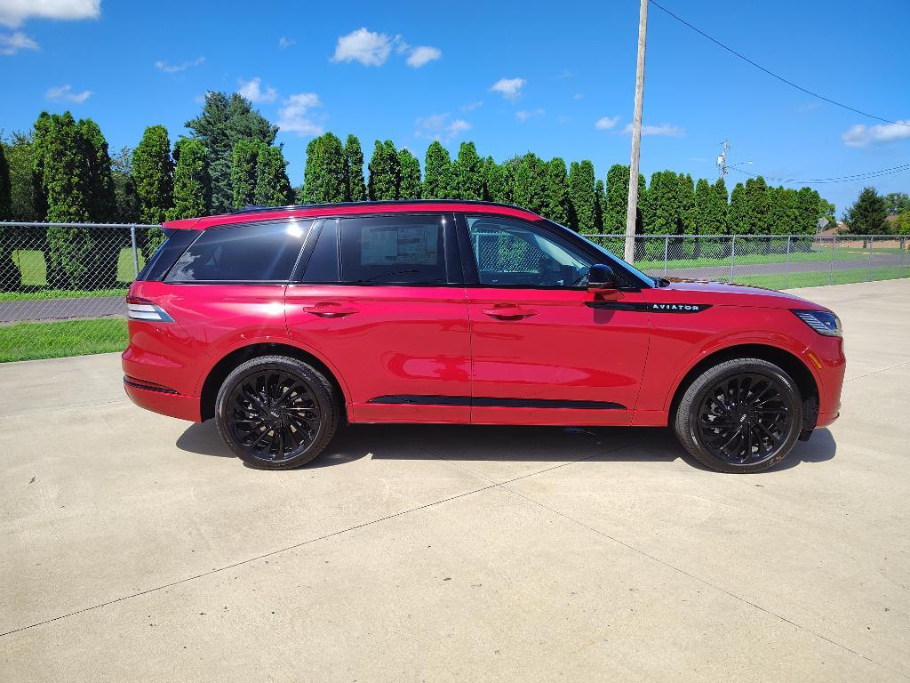 new 2025 Lincoln Aviator car, priced at $77,165