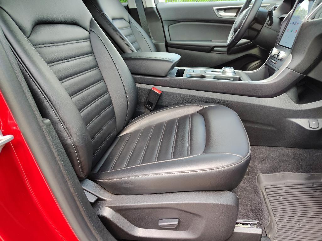 used 2023 Ford Edge car, priced at $29,998
