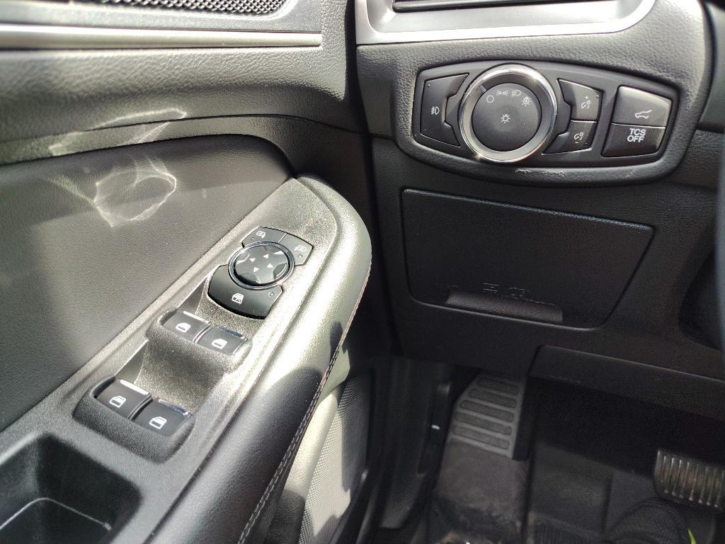used 2023 Ford Edge car, priced at $29,998