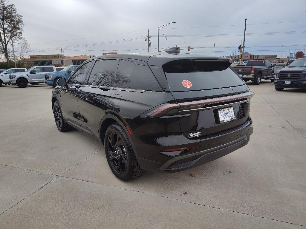 used 2025 Lincoln Nautilus car, priced at $53,991