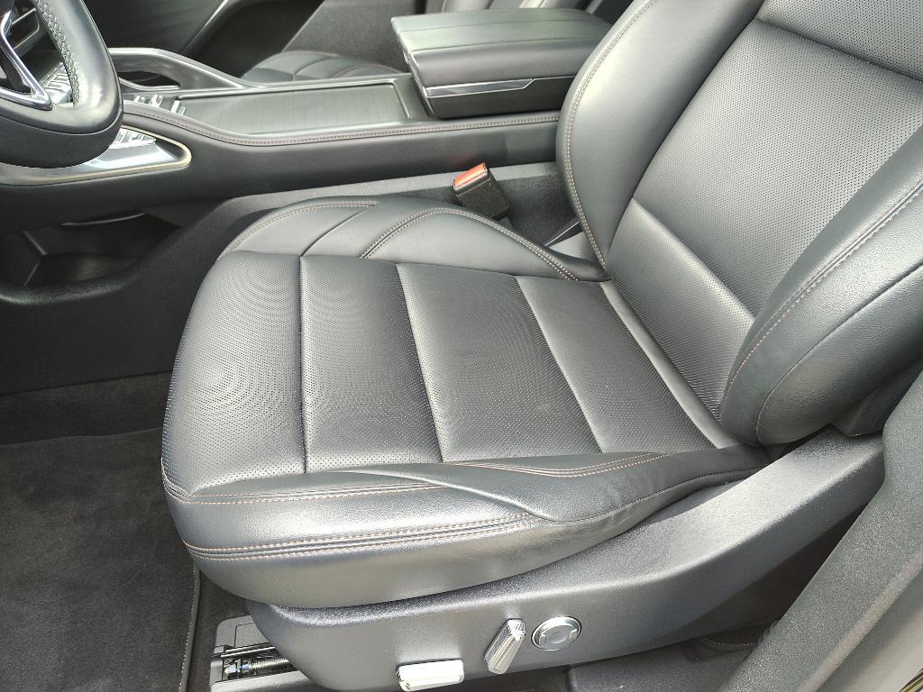 used 2025 Lincoln Nautilus car, priced at $53,991