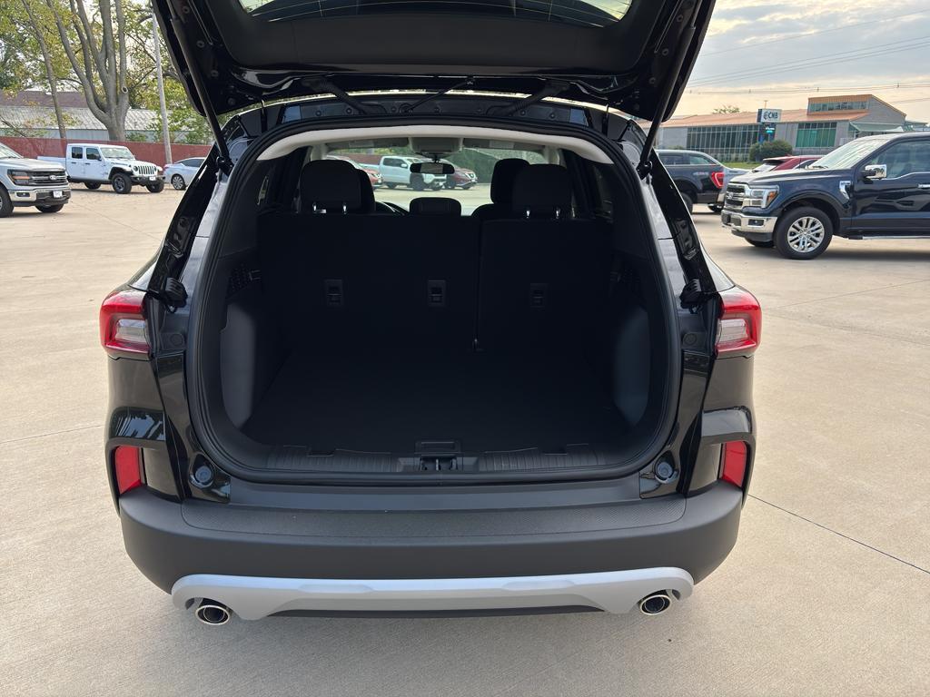 new 2026 Ford Escape car, priced at $33,185