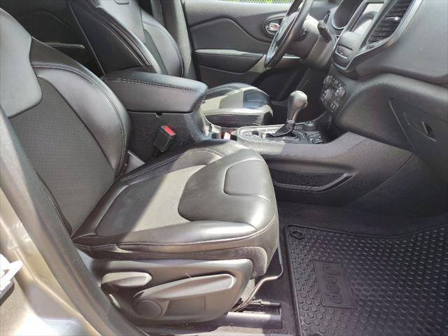 used 2019 Jeep Cherokee car, priced at $15,996