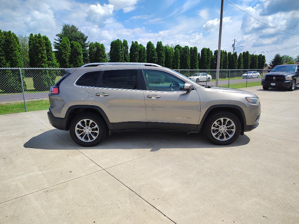 used 2019 Jeep Cherokee car, priced at $15,597